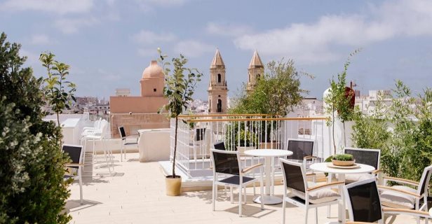 Apartamentos Plaza Mina Suites