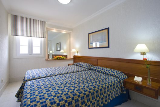 Apartamentos Plus Fariones