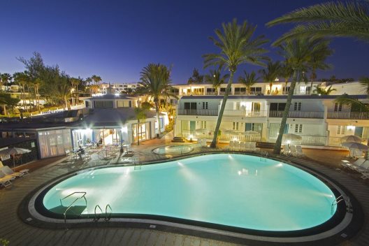 Apartamentos Plus Fariones