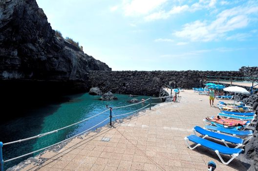 Apartamentos Poblado Marinero