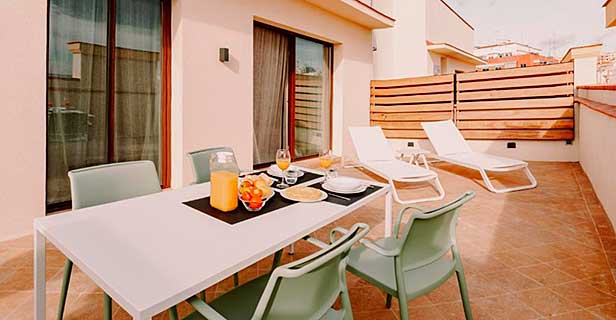 Apartamentos Port Plaza