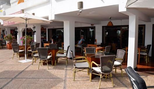 Apartamentos Portonovo Beach