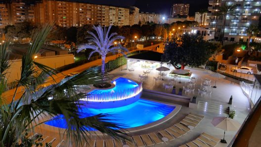 Apartamentos Primavera Park