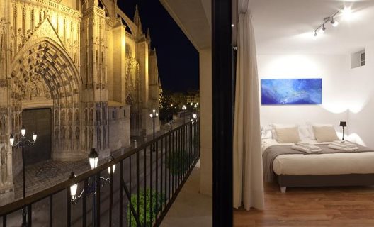 Apartamentos Puerta Catedral Suites Sevilla
