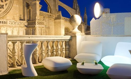Apartamentos Puerta Catedral Suites Sevilla
