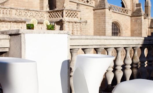 Apartamentos Puerta Catedral Suites Sevilla