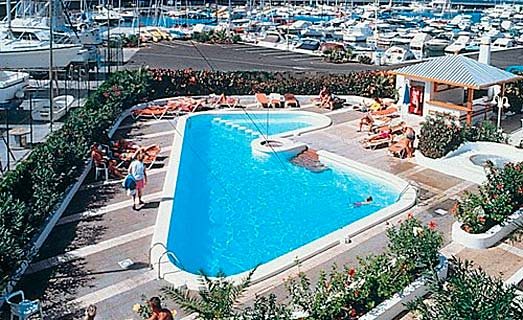 Apartamentos Puerto Colon Club