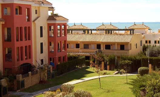 Apartamentos Puerto Zahara