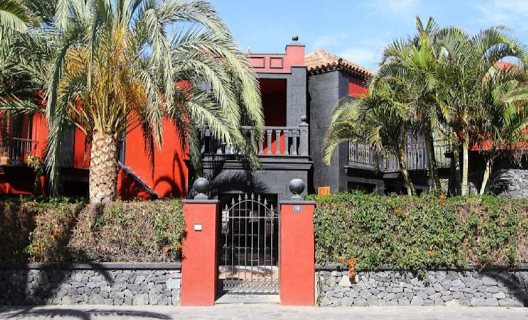 Apartamentos Punta Marina