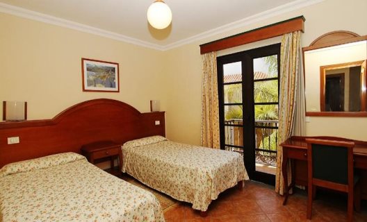 Apartamentos Punta Marina