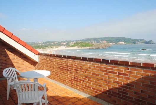 Apartamentos Regollera