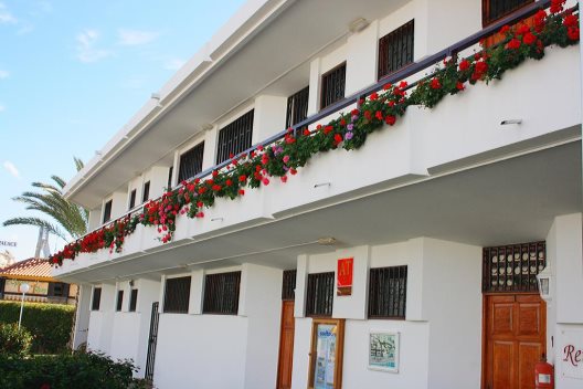 Apartamentos Reinasol