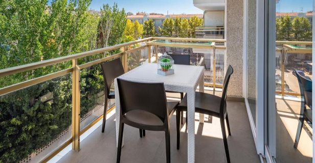 Apartamentos Rentalmar Salou Playa Family Suites
