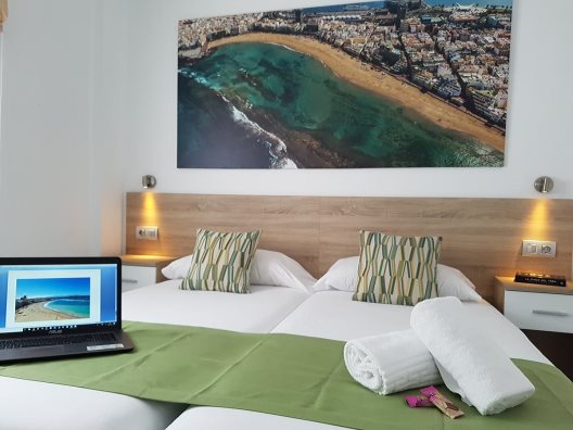 Apartamentos Rk Canteras Suites