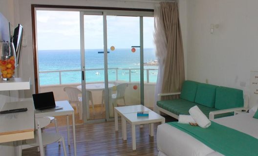 Apartamentos Rk Luz Playa Suites