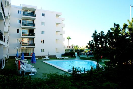 Apartamentos Roca Verde