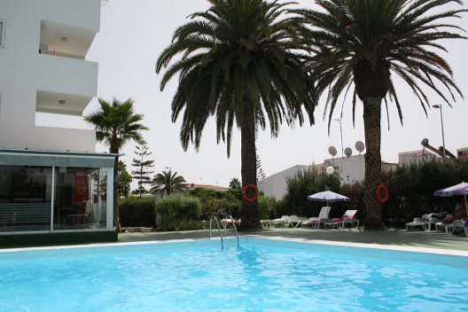 Apartamentos Roca Verde