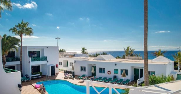 Apartamentos Rocas Blancas