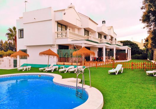 Apartamentos Roquetas Beach & Playa Serena Golf Village