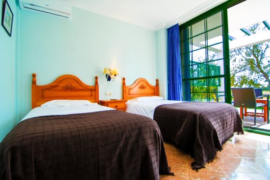 Apartamentos Roquetas Beach & Playa Serena Golf Village