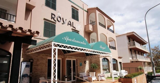 Apartamentos Royal Life Mahón