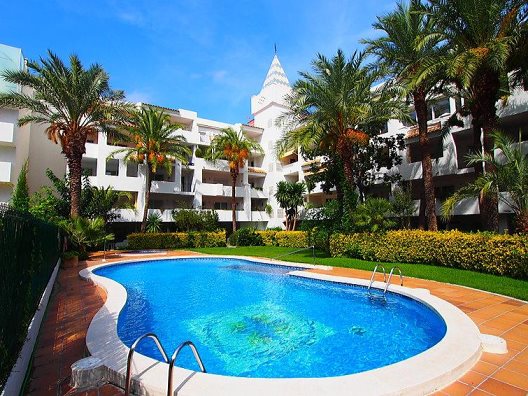 Apartamentos Royal Marine