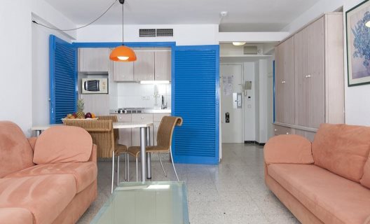 Apartamentos Roybel