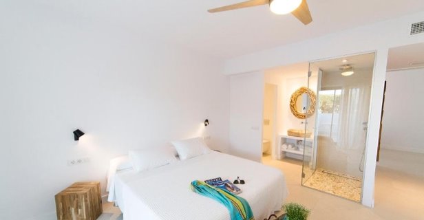 Apartamentos Sa Cala Suites