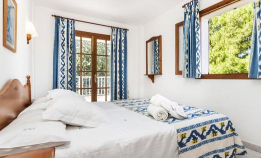 Apartamentos Sa Torre