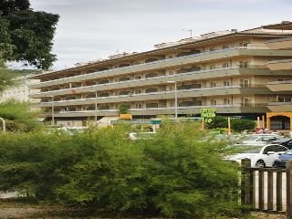 Apartamentos Salles Beach