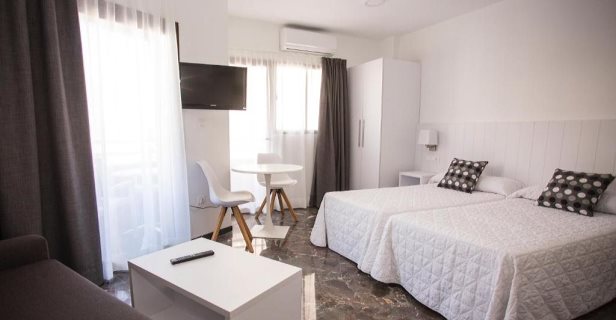 Apartamentos San Jaime Center Suites