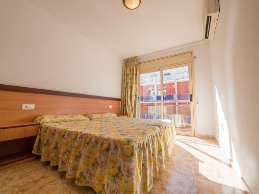 Apartamentos Santa Ana II
