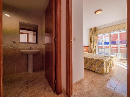 Apartamentos Santa Ana II