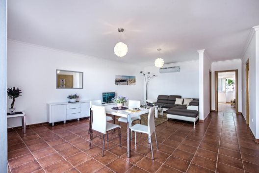 Apartamentos Santa Luzia Residence