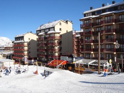 Apartamentos Sapporo 3000