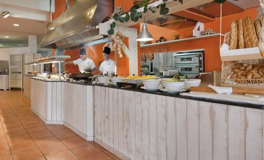 Apartamentos Sea Club Alcudia Mediterranean Resort