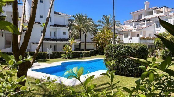 Apartamentos Serinamar Marbella