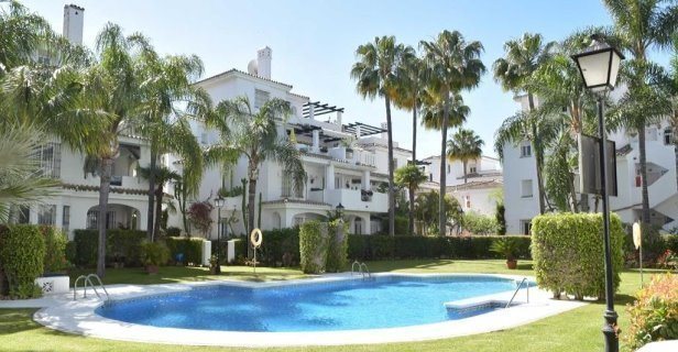 Apartamentos Serinamar Marbella
