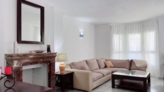 Apartamentos Serinamar Marbella