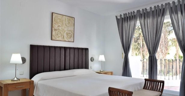 Apartamentos Serinamar Marbella