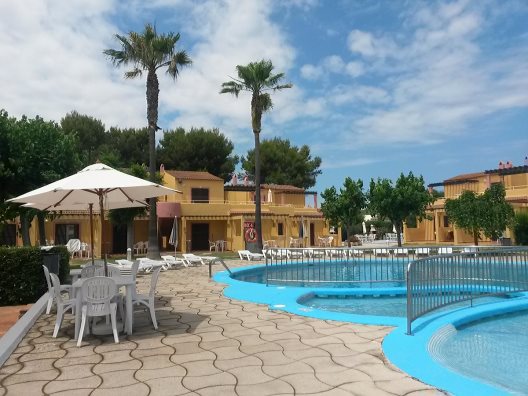 Apartamentos Ses Anneres