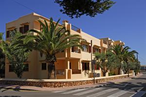 Apartamentos Ses Cases De Cala Ferrera