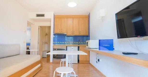 Apartamentos Ses Eufabietes