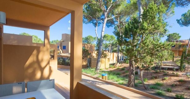 Apartamentos Ses Eufabietes