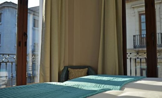 Apartamentos Siloe Plaza