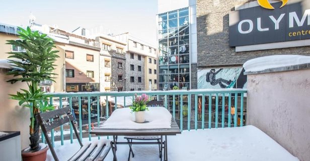 Apartamentos Sky 3000