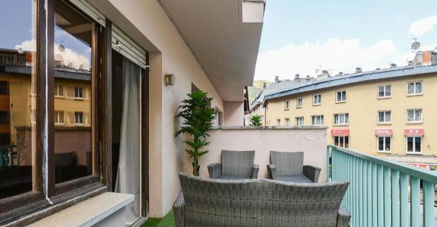 Apartamentos Sky 3000