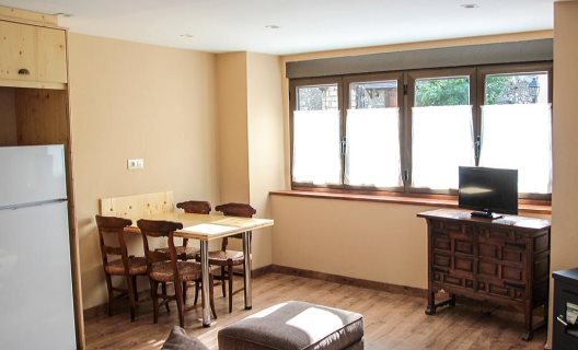 Apartamentos Sno Mont Romies Unhola