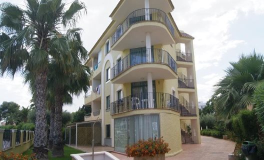 Apartamentos Sol Y Mar 3000