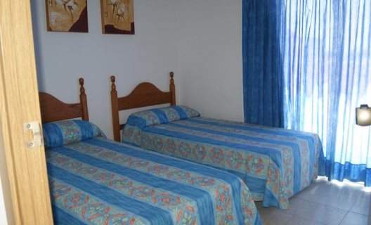 Apartamentos Sol Y Mar 3000